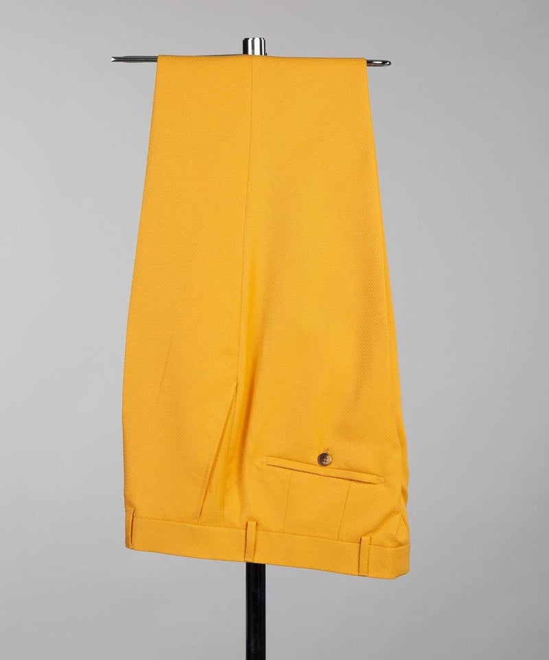 Wind Yellow Men’s  Suit