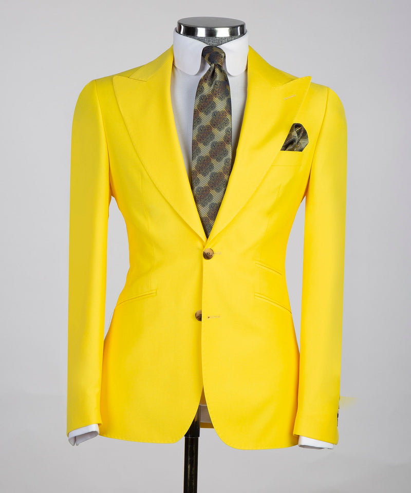 Men’s Yellow three pieces Royal Suit