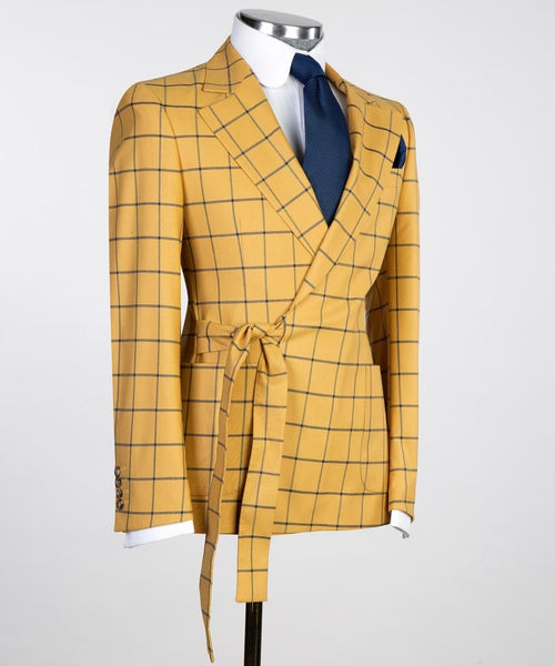 Men’s Plaid Belted Suit